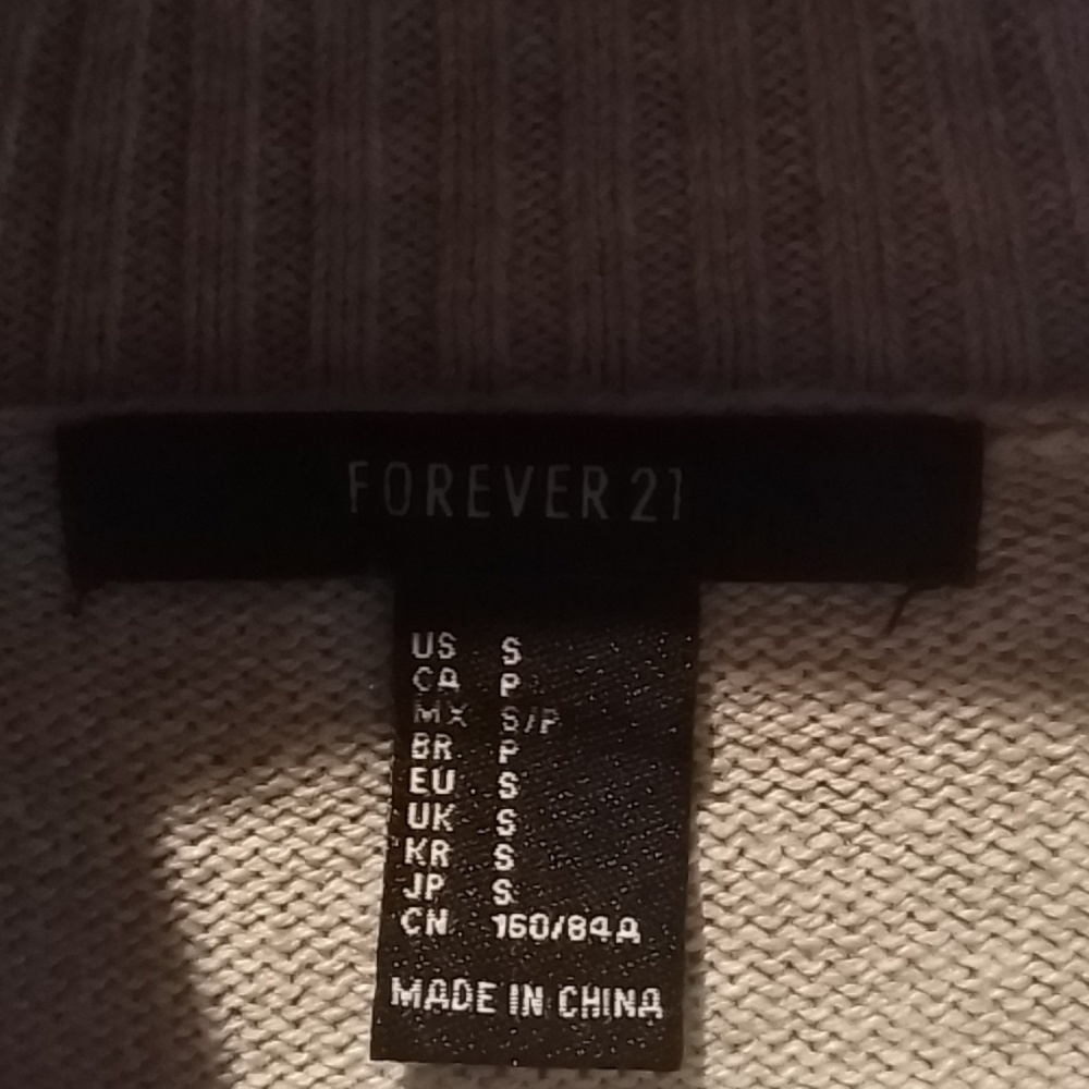 Women's soft cowl neck sweater in light grey from Forever 21, size S. - Picture 3 of 4